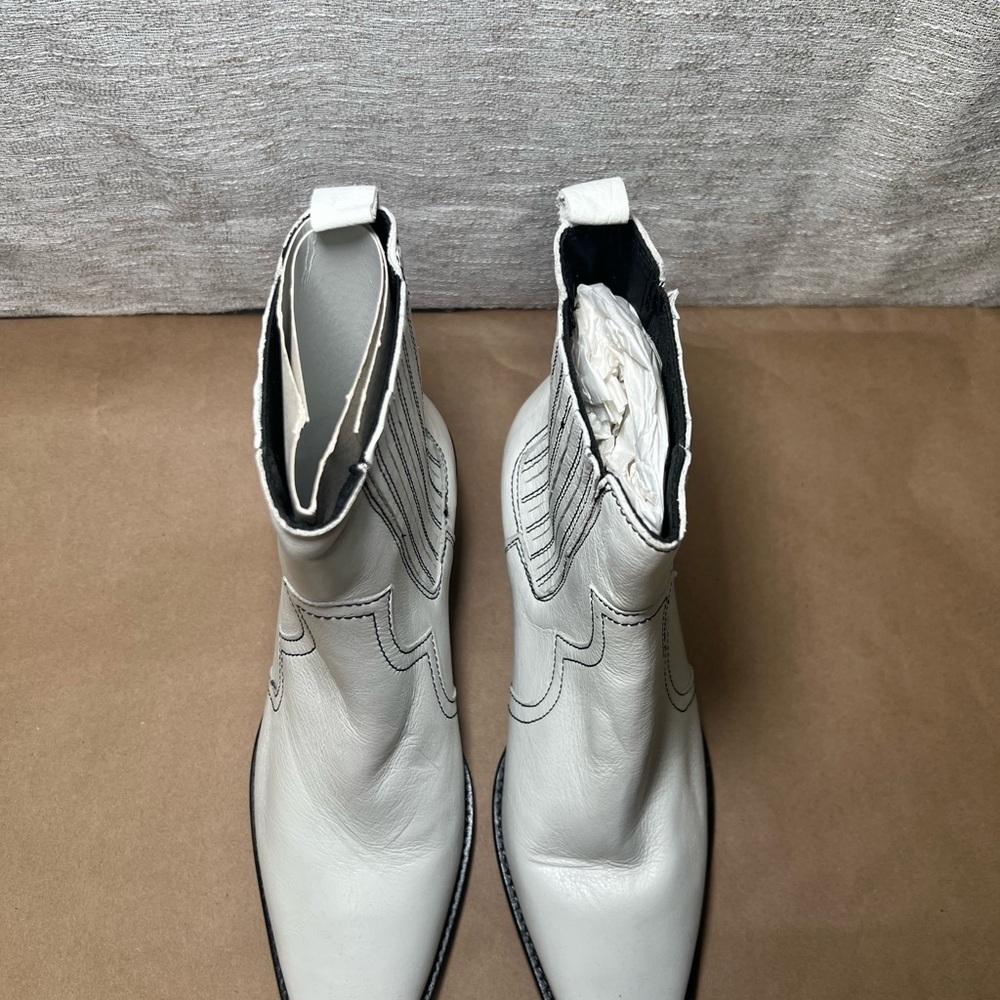 Urban Outfitters White Western Chelsea Boots Size 37 - Picture 5 of 15